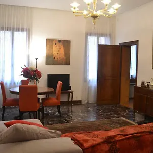 Apartment Castello 5888 B, Santa Marina, Calle Marcello, Canale, Venice